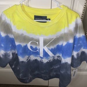 BRAND NEW CALVIN KLIEN TOP!!